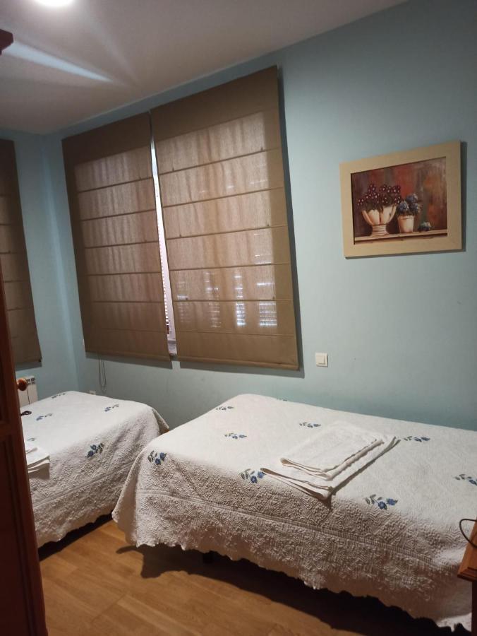 Maison d'hôtes La Bimborra à Becedas Extérieur photo