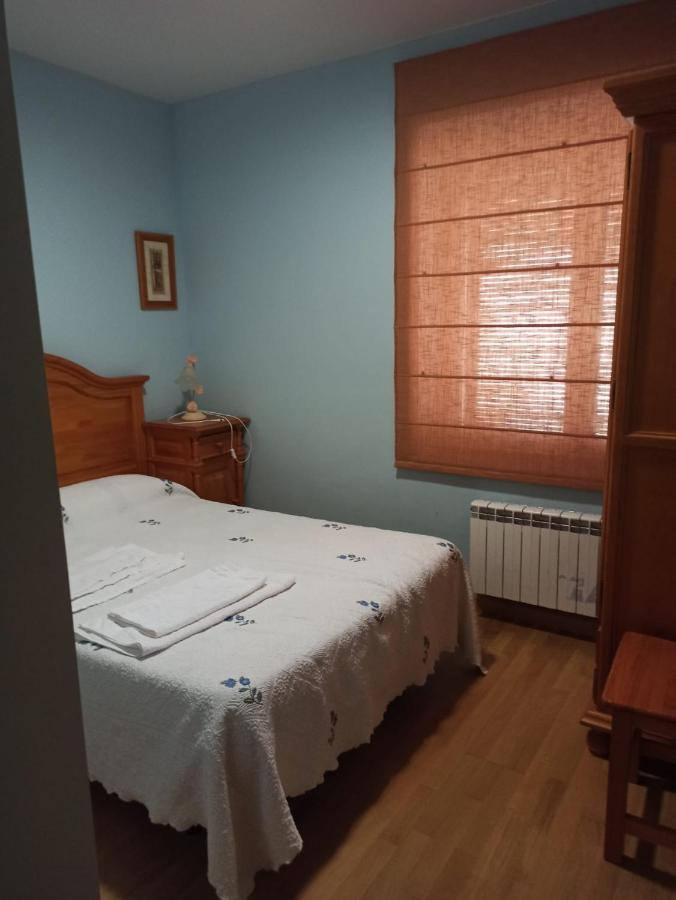 Maison d'hôtes La Bimborra à Becedas Extérieur photo